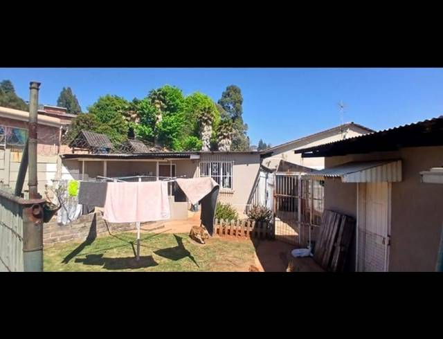 4 BEDROOM HOUSE FOR SALE IN ROODEKRANS